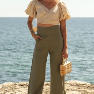 Calça pantalona em linho