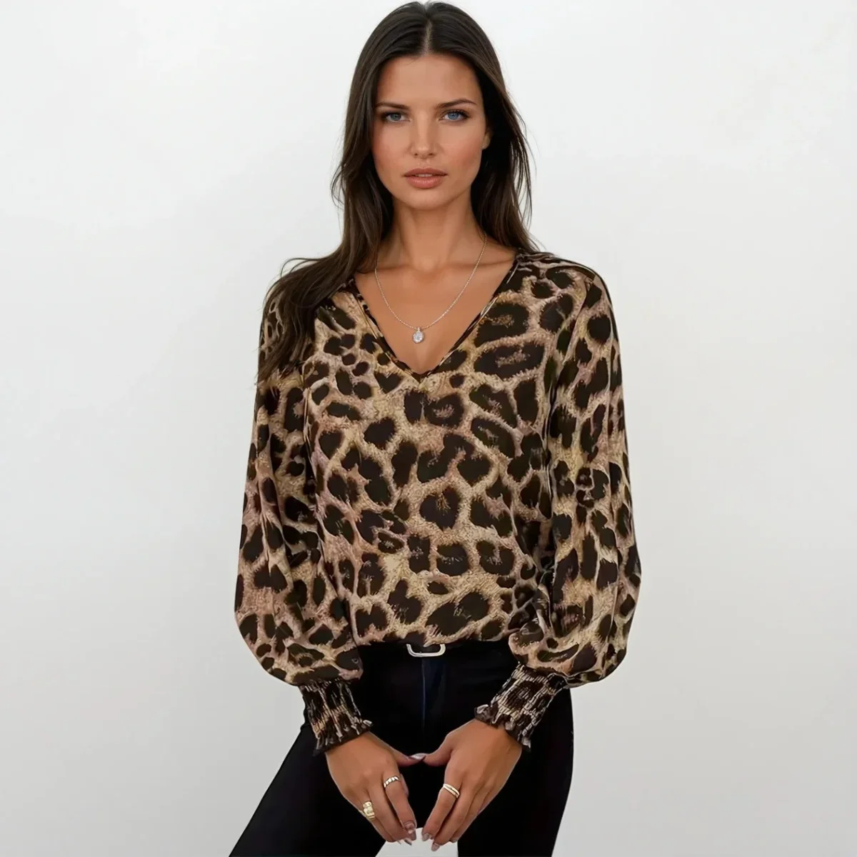 Susana - Blusa elegante com estampado de leopardo - Image 2