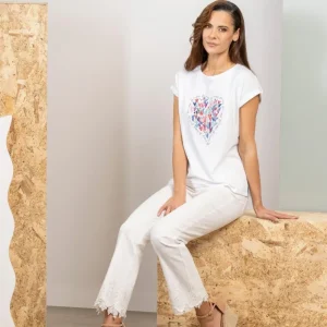 Calça bordada c/ apliques