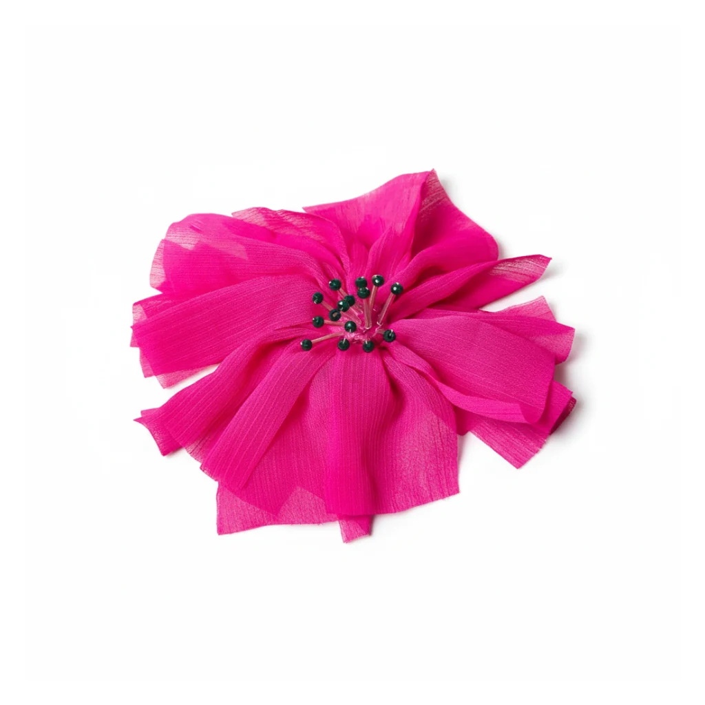 Alfinete Latido em viscose rosa em forma de flor