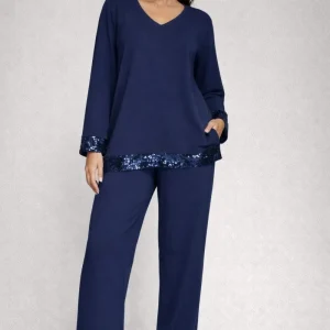 Conjunto liso com lantejoulas